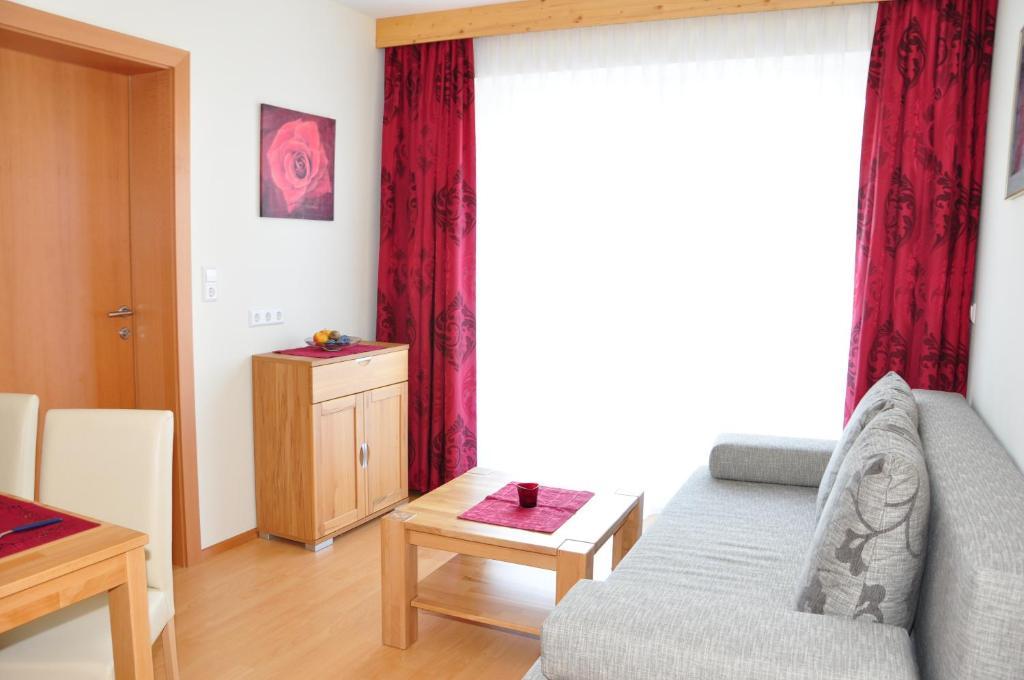 Pension Waldheim Mauterndorf  Habitación foto